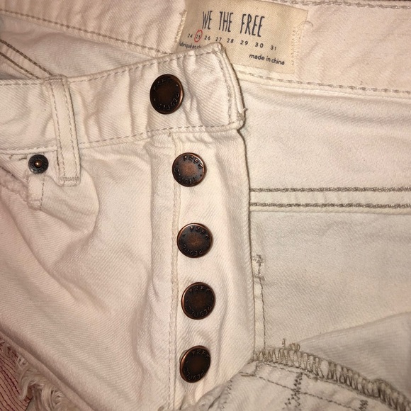 Free people denim shorts - Picture 2 of 4